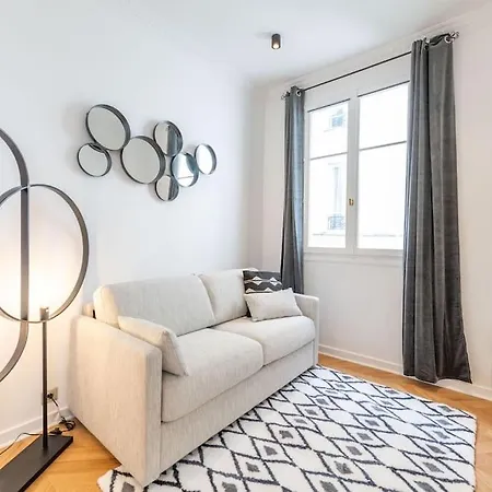 Appartamento Le Deneuve - Passy Tour Eiffel A Pied - 4 Personnes-logement Entierement Climatise Parigi