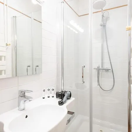 Appartamento Le Deneuve - Passy Tour Eiffel A Pied - 4 Personnes-logement Entierement Climatise